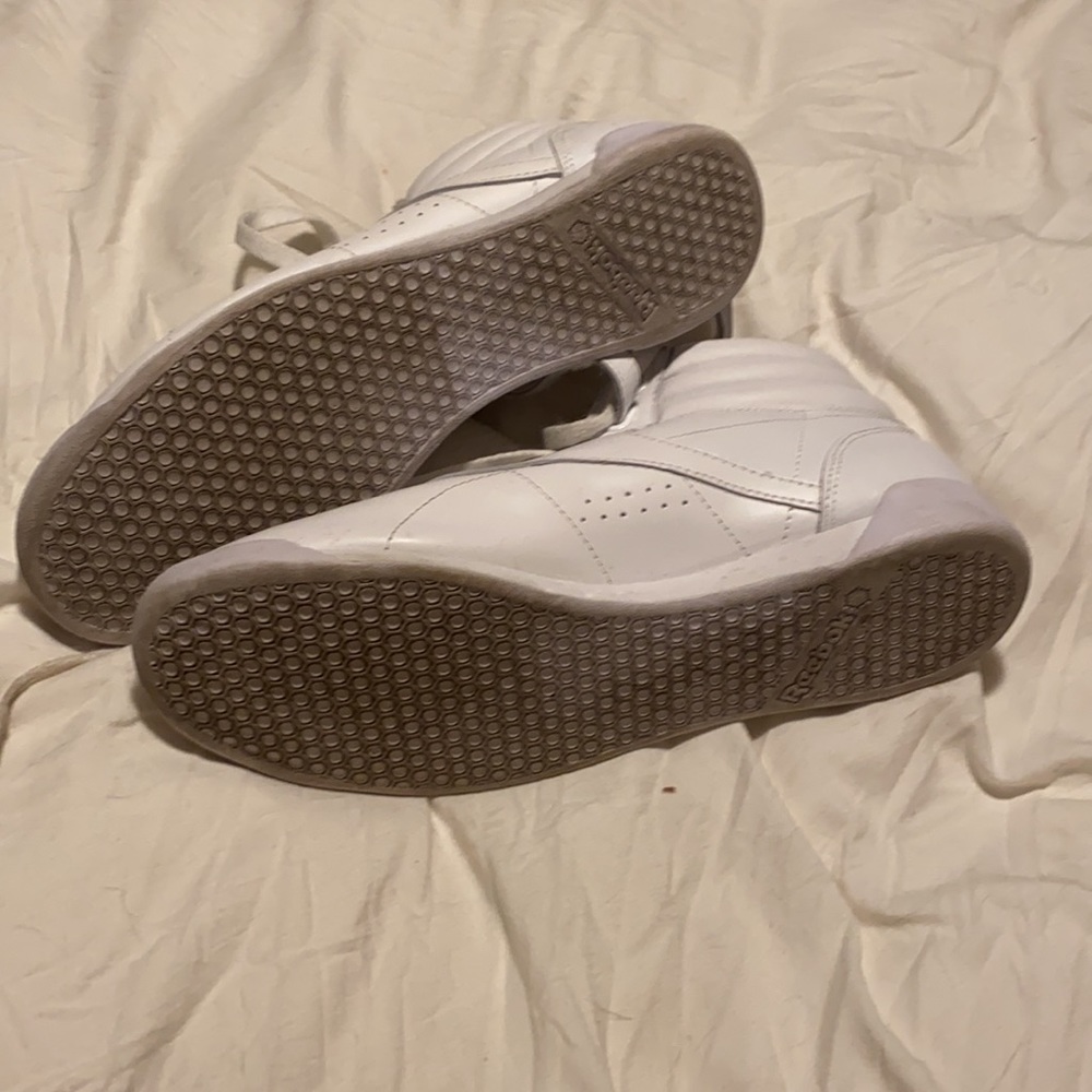Barely used VINTAGE CLASSIC Reebok’s - Picture 6 of 6